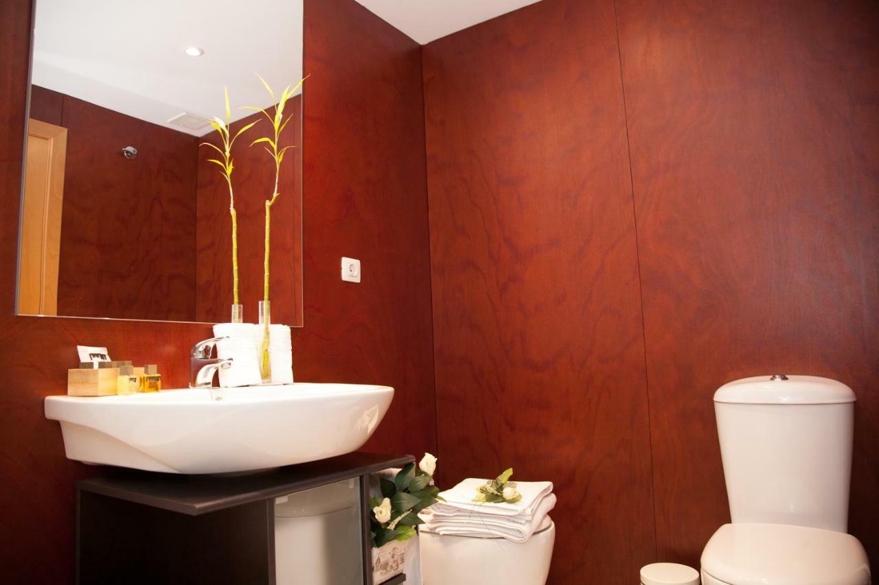 Dean Dos Catedrales Apartment ซาราโกซา ภายนอก รูปภาพ